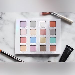 BEAUTIES WHO BRUNCH EYE SHADOW PALETTE